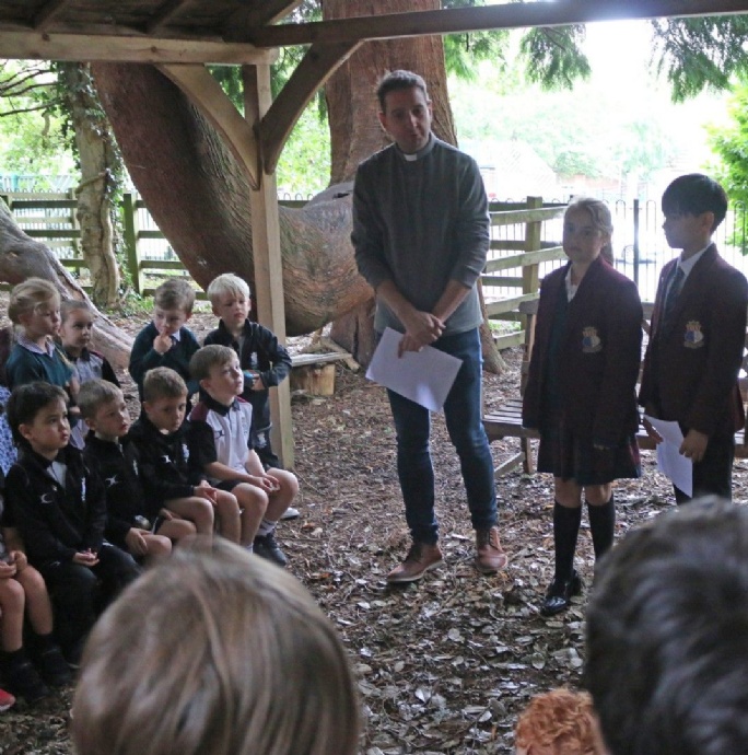 News &raquo; Blessing Of The Stones Celebrates Crackley's Community